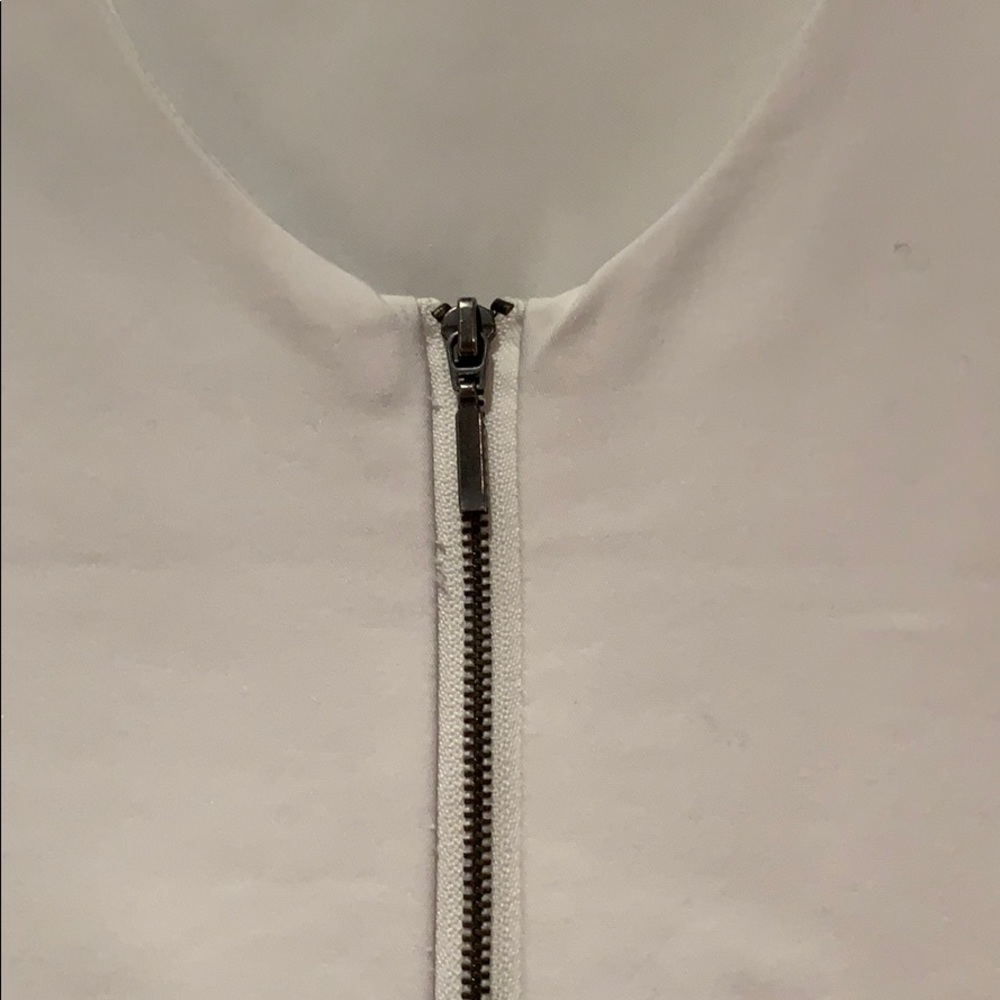 Zara white dress with black rhodium accents - Picture 4 of 4